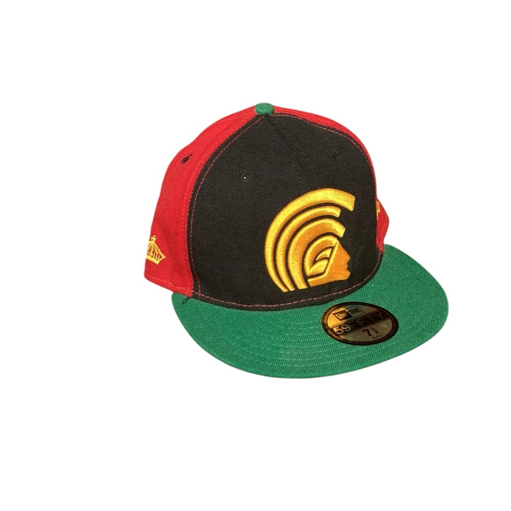 Fitted Hawai’i Mua SnapBack red yellow green and black